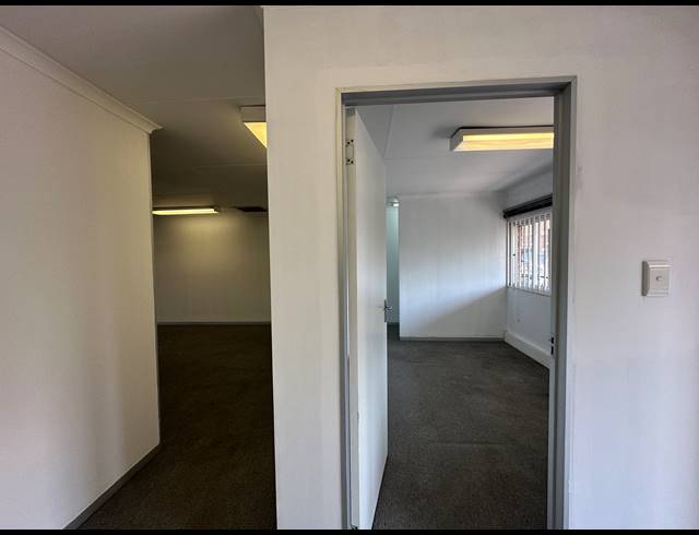 91M² OFFICE TO LET IN HIGHVELD